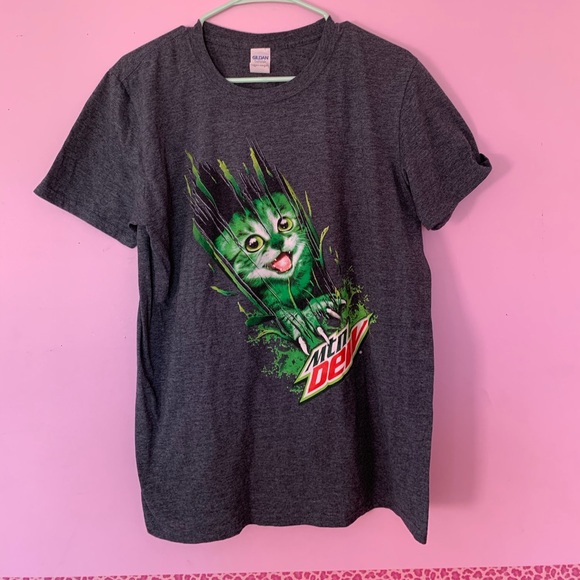 Gildan Other - Men’s cat Mountain Dew shirt.